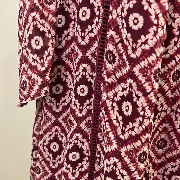 Lane Bryan Geometric Print Wine Cold Shoulder Blouse - Size 18 - Picture 5 of 12
